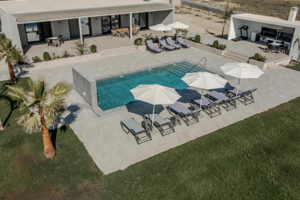 Piscină