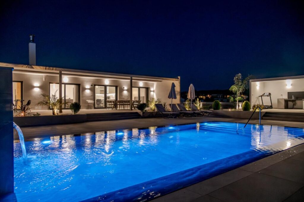The house in the evening